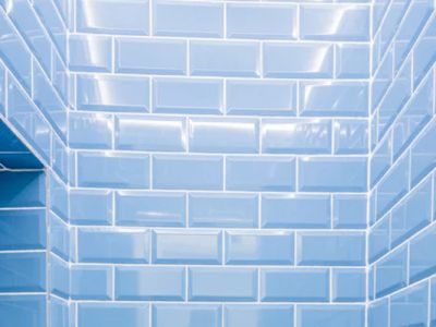 美縫劑冬天施工需要泡膠嗎？