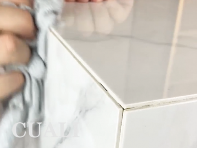 比想象中簡單！新手實(shí)拍用巖板專用膠美縫操作步驟