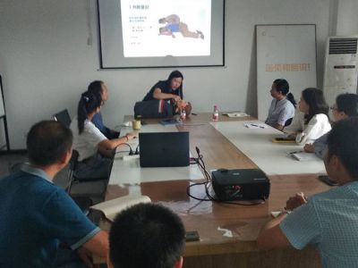 重視安全生產(chǎn)，關(guān)懷員工健康，磚麗安全講座開課啦！