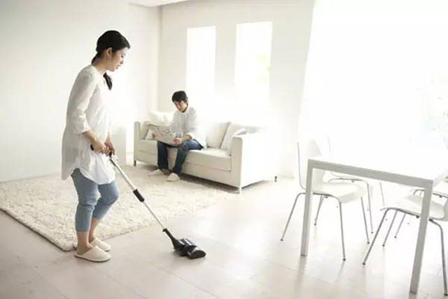 瓷磚為什么會(huì)散發(fā)出難聞的異味